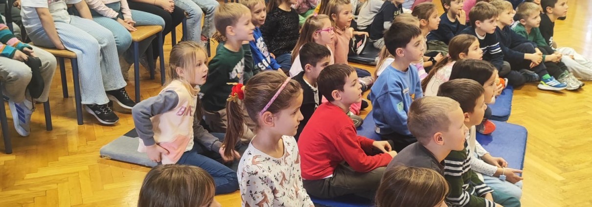 efa27d61-d582-4a7c-a723-a1f481953aa5